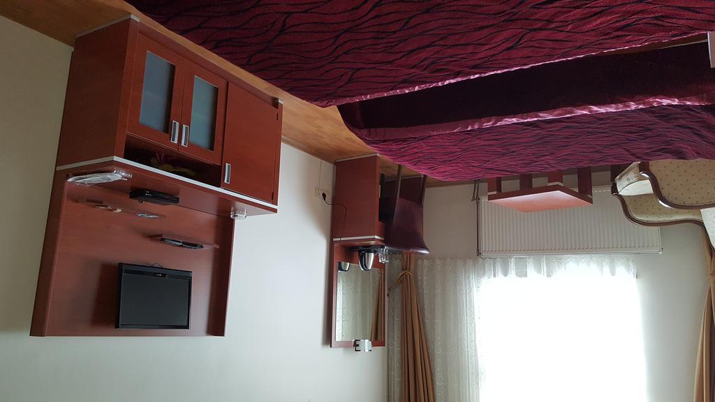 Kafkas Ari Hotel أرداهان الغرفة الصورة
